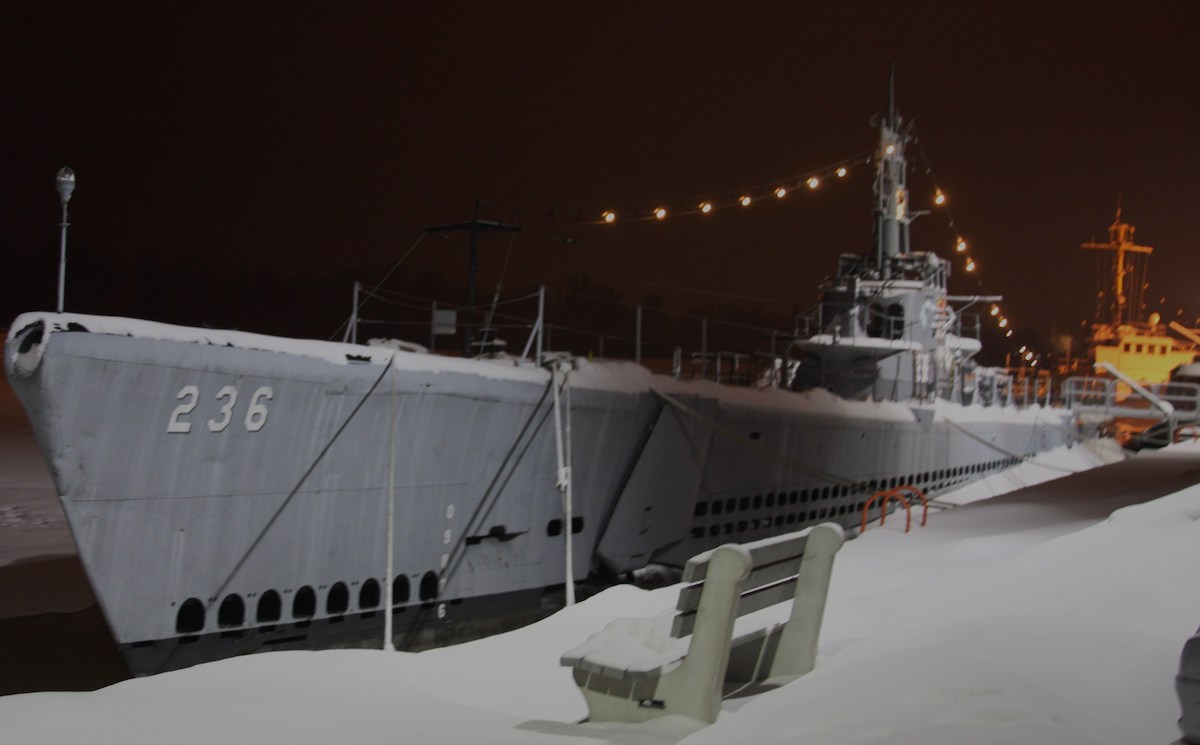 USS Silversides winter